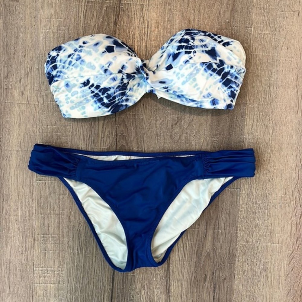 Victoria's Secret bikini blue and white (M)